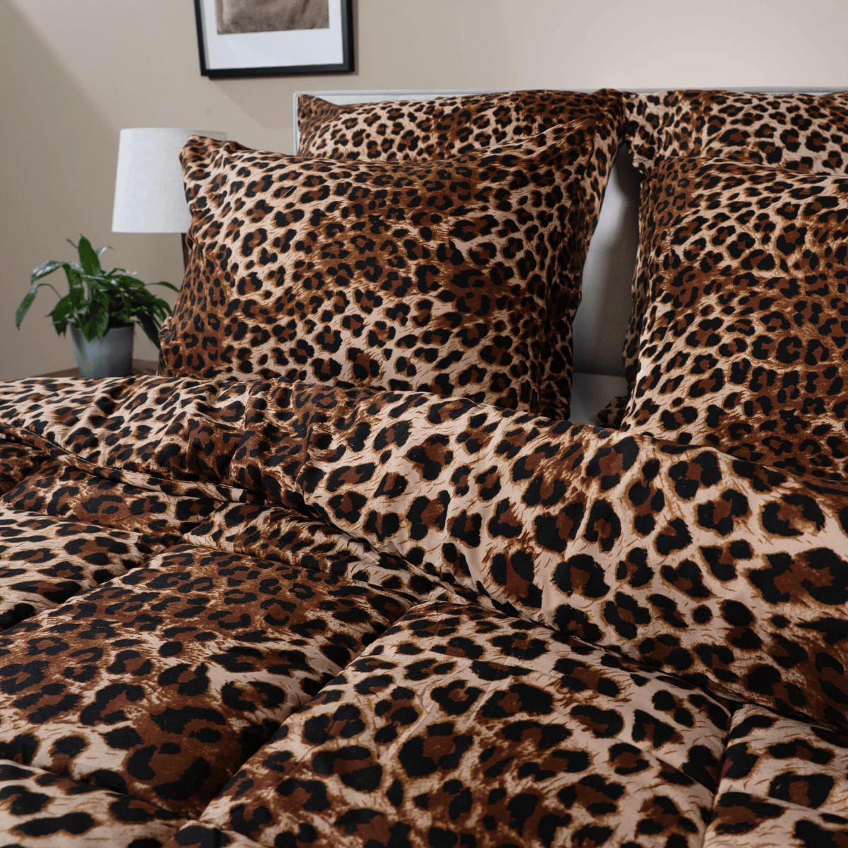 Zelesta Wonderbed - Jaguar Skin