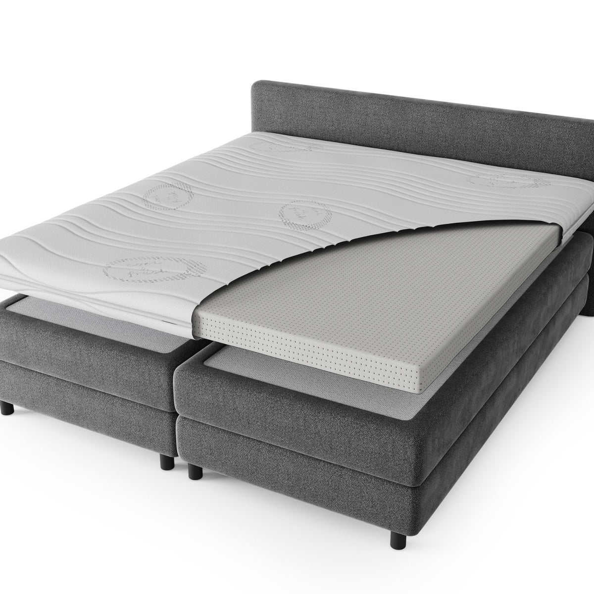 Een grijs gestoffeerd bed met een gedeeltelijk onbedekte matras toont de Topdekmatras - NASA Schuim Cool Fresh Tijk eronder, die optimale drukverlagende ondersteuning biedt.