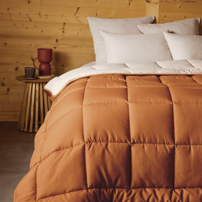 Sfeerbeeld van Zelesta Easybed Light - Bronsbruin & Linnen dekbed