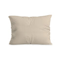 De Zelesta Comfort Duo Kussensloop - Champagne is een crèmekleurig kussensloop met een licht gerimpeld superzacht microvezeloppervlak en een luxe rits, tegen een effen witte achtergrond.