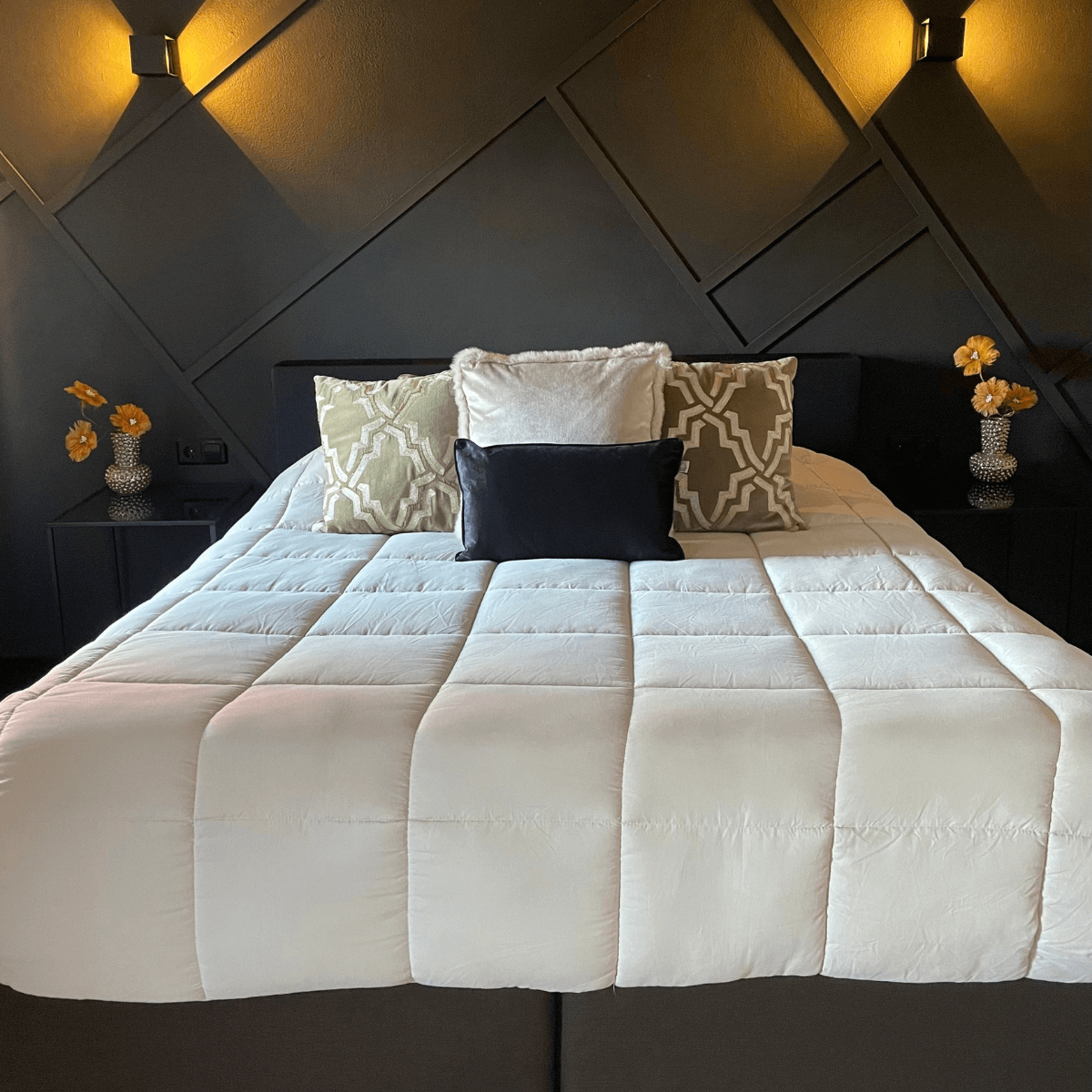     Zelesta Easybed Taupe Linnen Gekleurd Dekbed Met Vaste Hoes