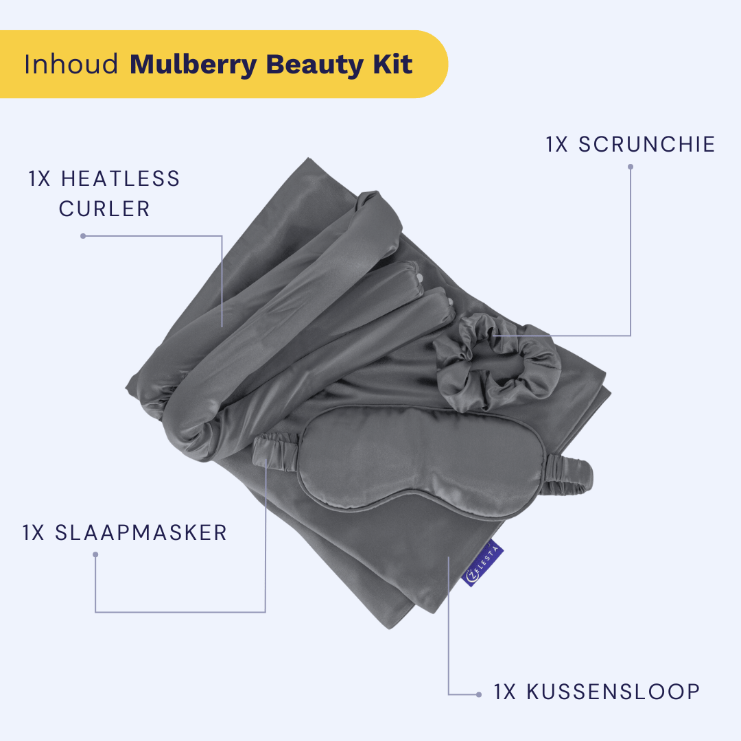 De Zelesta Sleeping Beauty Set - Amazing Anthracite bevat een warmteloze kruller, scrunchie, slaapmasker en een Mulberry zijden kussensloop, allemaal gerangschikt op een lichte achtergrond voor een anti-aging slaaproutine.