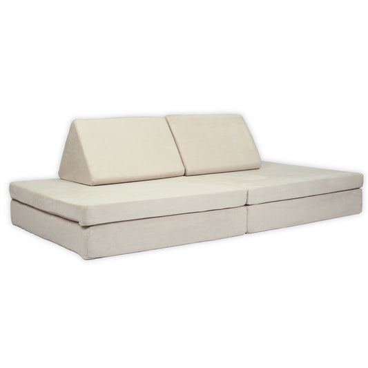 De BAAAP - De geliefde speelbank - Moon Creme is een beige, modulaire speelbank met twee schuine rugkussens en een vlakke, rechthoekige basis-perfect voor kinderen om eindeloos speelplezier te beleven.