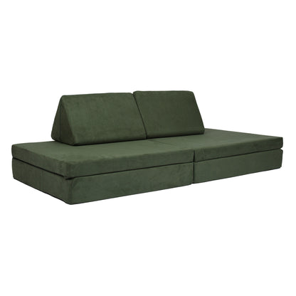 BAAAP - De geliefde speelbank - Velvet Olive: een donkere, groene modulaire speelbank met twee rugkussens. Perfect voor kinderen om eindeloos te spelen, weergegeven tegen een witte achtergrond.