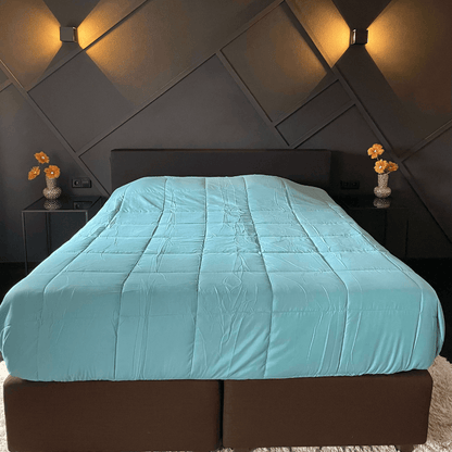 Sfeerbeeld van Zelesta Easybed Light - Lichtgrijs & Zeegroen dekbed